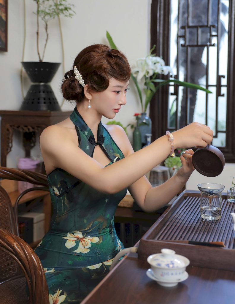 图片[2]|金允希Yuki绿色旗袍丰腴身材写真【持续更新】|免费资源网_写真壁纸影视游戏免费素材