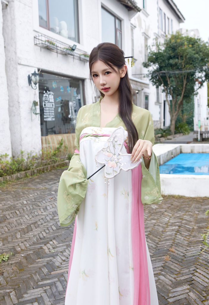 图片[2]|模特尹甜甜sunny汉服装扮中秋主题上海旅拍【持续更新】|免费资源网_写真壁纸影视游戏免费素材