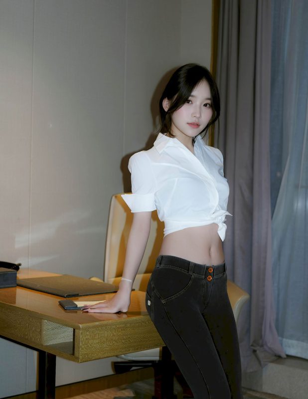 新人模特汁汁白色衬衫简约长裤性感写真【持续更新】|免费资源网_写真壁纸影视游戏免费素材