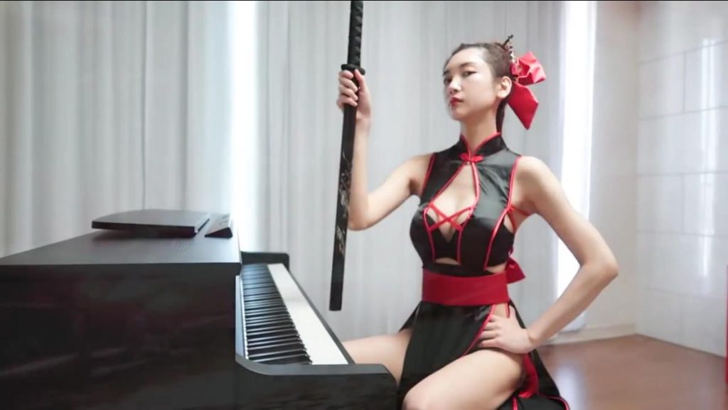 不用华丽技巧，简单旋律也能弹进心里最柔软地方|免费资源网_写真壁纸影视游戏免费素材