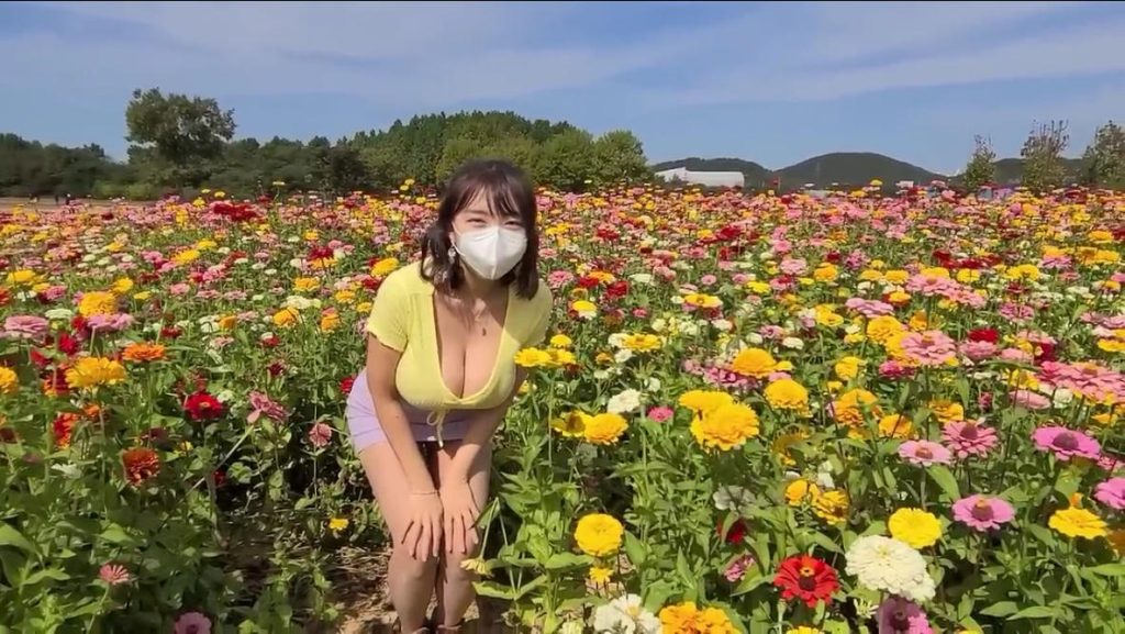 图片[2]|风是自由的你也是，放下所有烦恼，去奔赴一场浪漫的山海之约|免费资源网_写真壁纸影视游戏免费素材