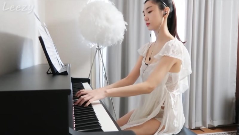 琴声温柔了岁月，也温柔了每一个平凡日常|免费资源网_写真壁纸影视游戏免费素材