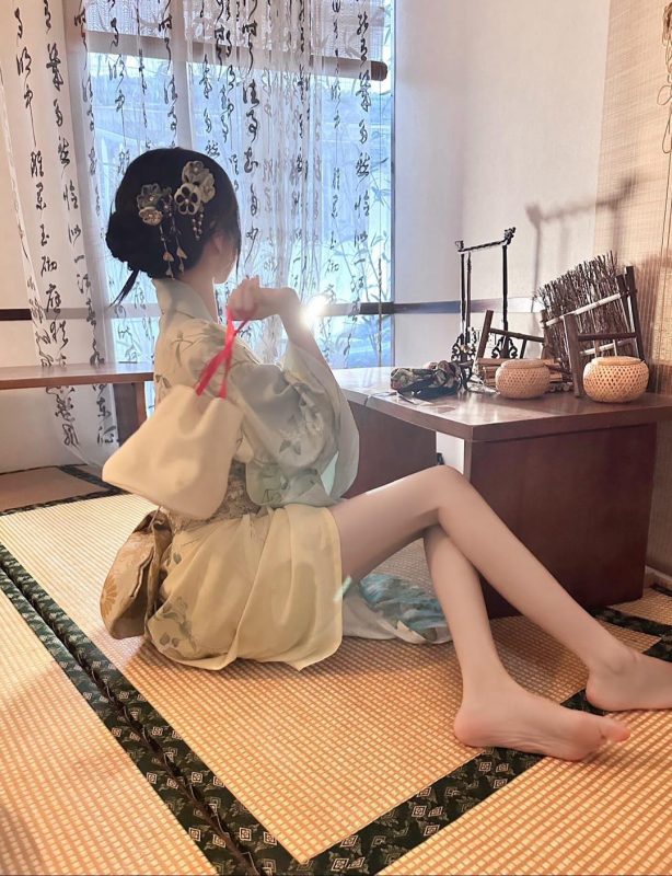 好看美女【86张】小众绝美壁纸，拒绝千篇一律|免费资源网_写真壁纸影视游戏免费素材