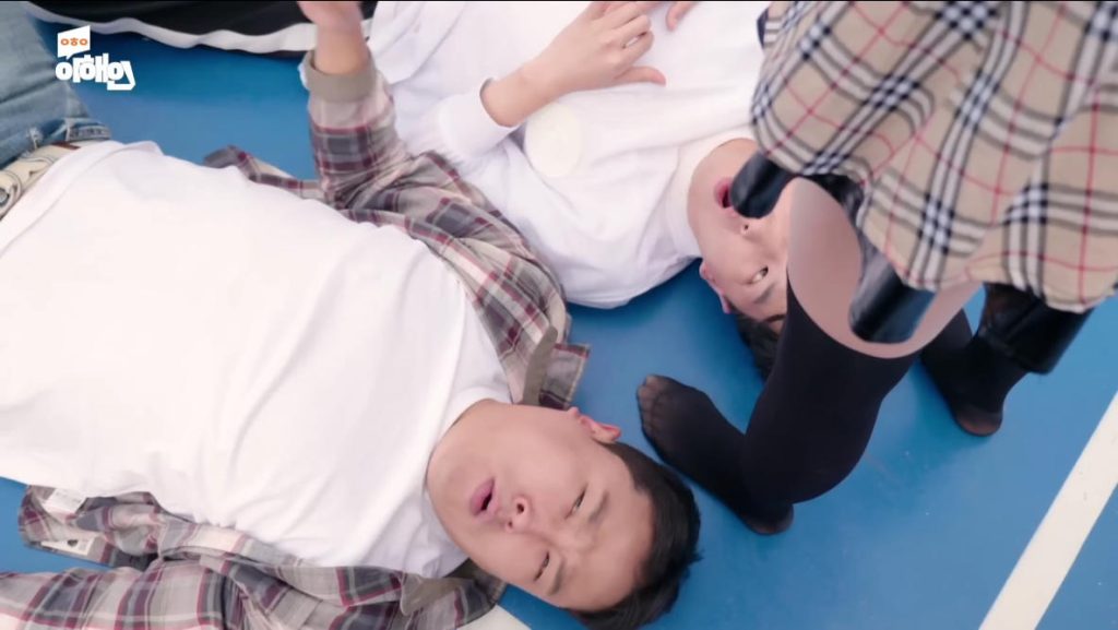 图片[2]|石头剪刀布游戏，真是让人羞红了脸【韩语中字】|免费资源网_写真壁纸影视游戏免费素材